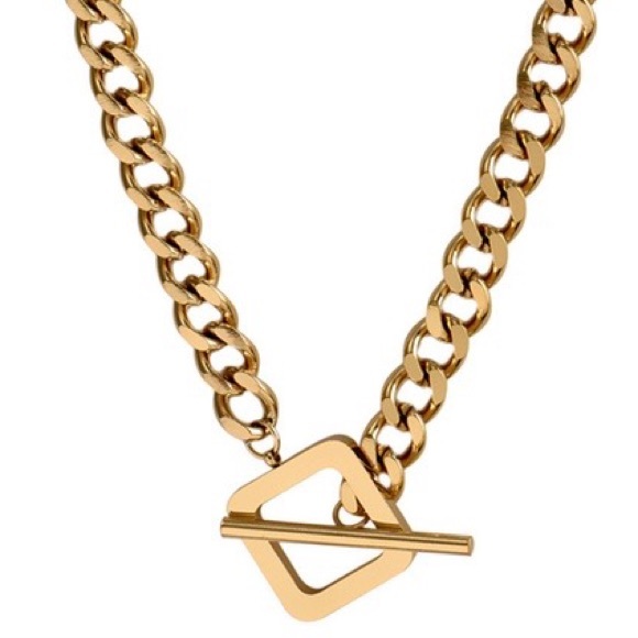 NEW 18K Gold Got u toggled in clavicle chain necklace - Picture 2 of 7